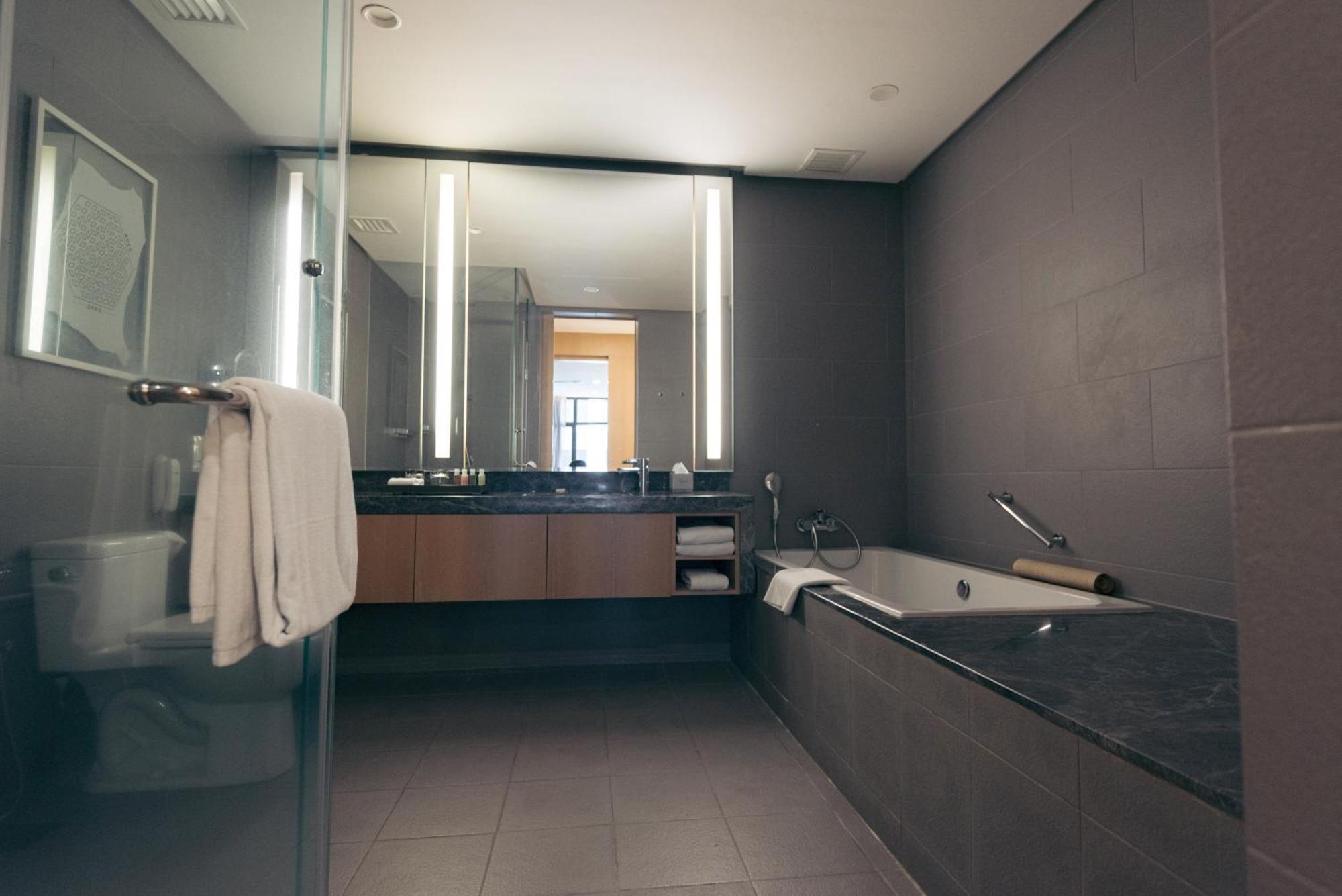 Sfera Centre Hotel 5*